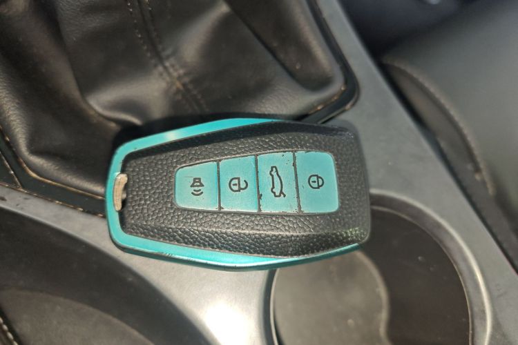 吉利汽车 帝豪 2021款 UP 1.5L 手动豪华型中控内饰7001