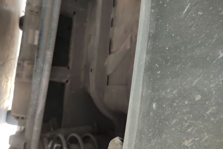 哪吒汽车 哪吒V 2021款 长续航娱乐版升级型局部细节9009