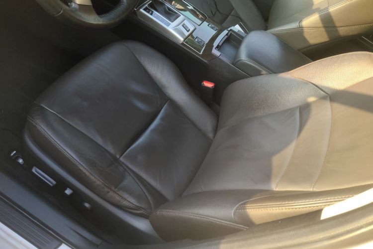 丰田 锐志 2013款 2.5V 菁锐版局部细节19