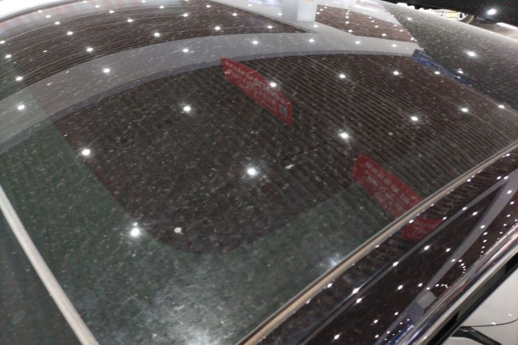 特斯拉 Model Y 2022款 改款 长续航全轮驱动版局部细节57