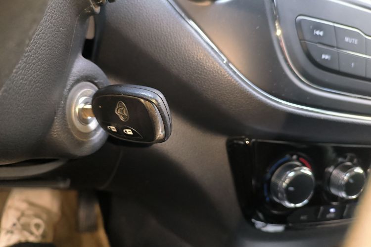 长安凯程 2019款 1.5L欧诺S标准型国VI JL473QG中控内饰11