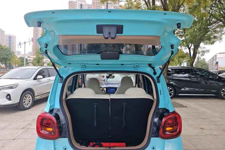 五菱汽车 宏光MINIEV 2025款 四门版 臻享款机舱底盘23