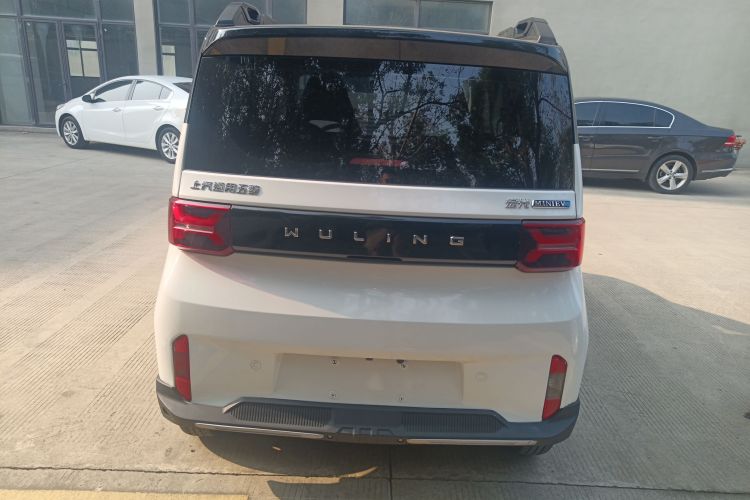 五菱汽车 宏光MINIEV 2022款 GAMEBOY 200km 玩咖款 磷酸铁锂车身外观6