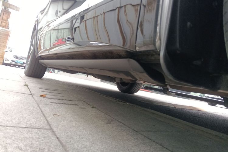 大众 威然 2022款 330TSI 豪华版局部细节9001