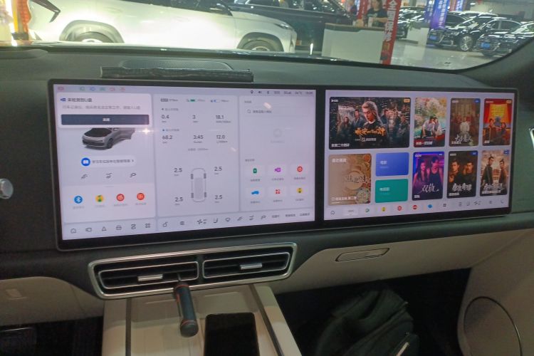 理想汽车 理想L8 2024款 Ultra中控内饰16