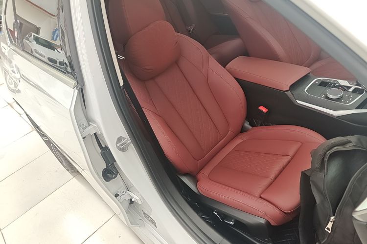 宝马3系 2025款 325Li M运动套装局部细节41