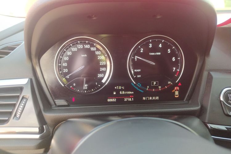 宝马1系 2019款 118i M运动套装局部细节14