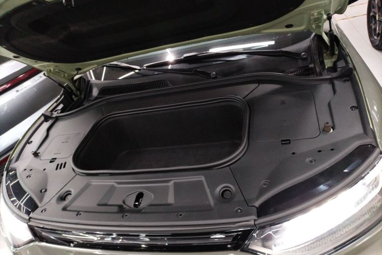 零跑汽车 零跑C11 2021款 豪华版机舱底盘24