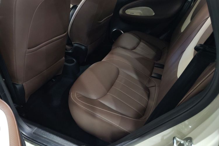 五菱汽车 五菱缤果 2023款 410km 灵犀尊享款中控内饰21