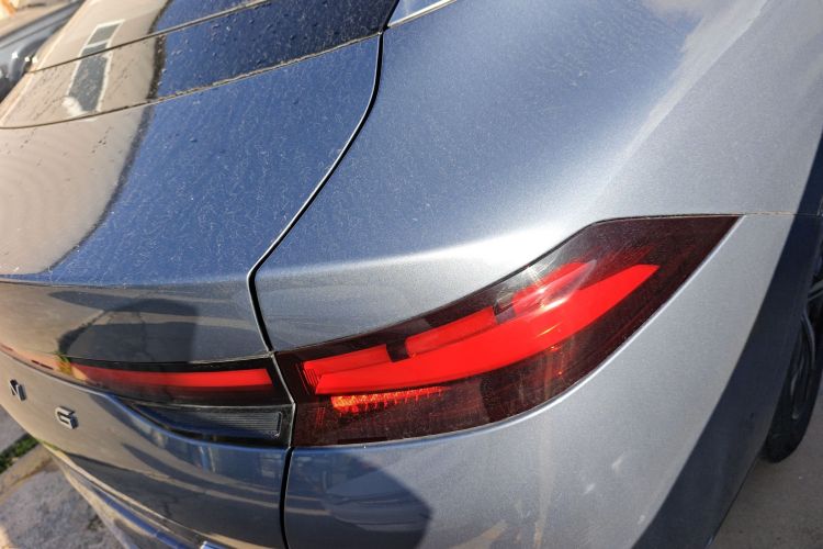 小鹏P5 2023款 智行版车身外观6006