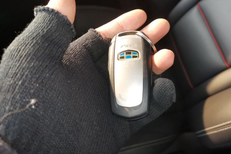 吉利汽车 博越 2018款 1.8TD 自动两驱智雅型中控内饰11