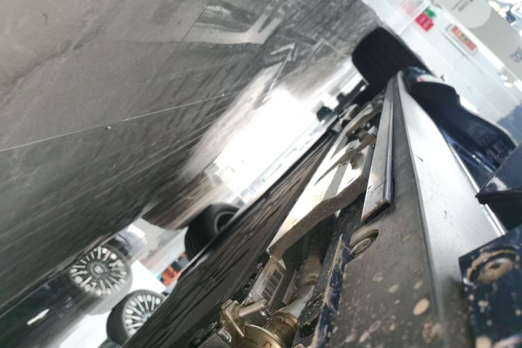 鸿蒙智行 问界M7 2026款 增程 Max四驱版 5座局部细节9001