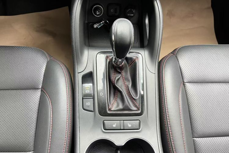 长安CS75 2016款 1.8T 自动尊贵型 国IV中控内饰18