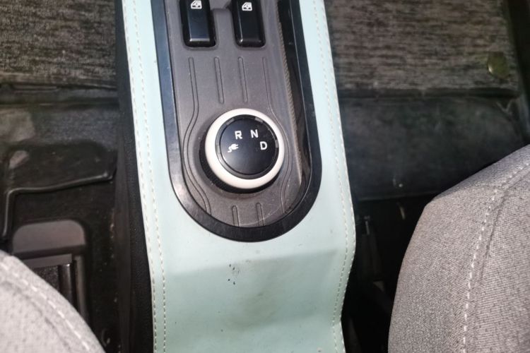 五菱汽车 宏光MINIEV 2021款 马卡龙臻享款 磷酸铁锂中控内饰18