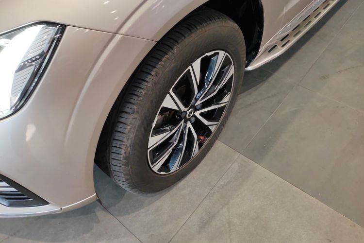 沃尔沃XC60 2023款 B5 四驱智远豪华版车身外观6007