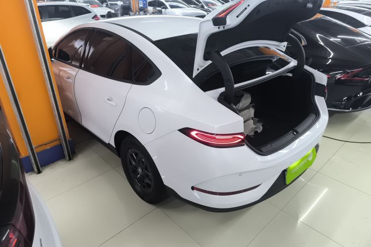 比亚迪 秦PLUS 2025款 DM-i 智驾版 55KM领先型车身外观4