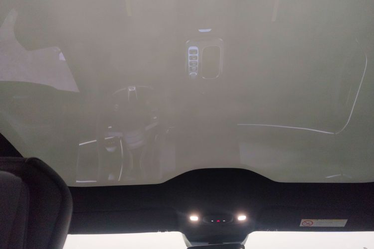 小米汽车 小米SU7 Ultra 2025款 Ultra中控内饰22