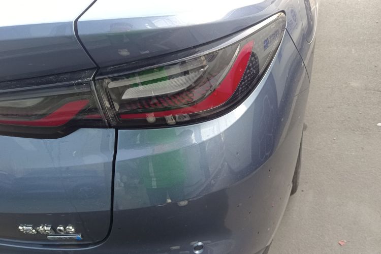 比亚迪 海豹06新能源 2025款 EV 545KM旗舰型车身外观9