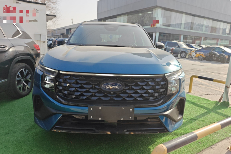 福特 2023款 锐界L 2.0T EcoBoost E混动四驱七座 STLine车身外观2