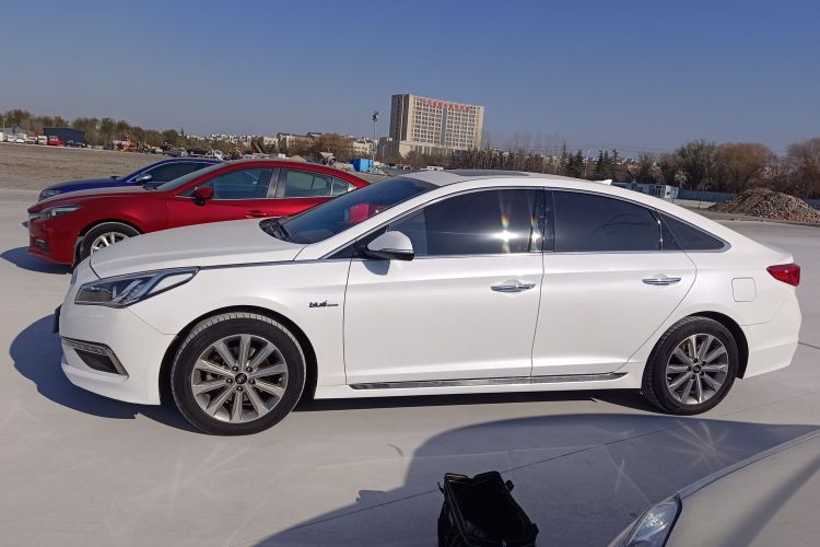 现代 索纳塔 2015款 1.6T GLS智能型车身外观4