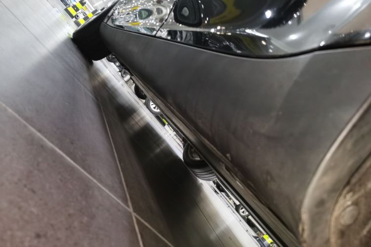 特斯拉 Model Y 2022款 后轮驱动版局部细节9002