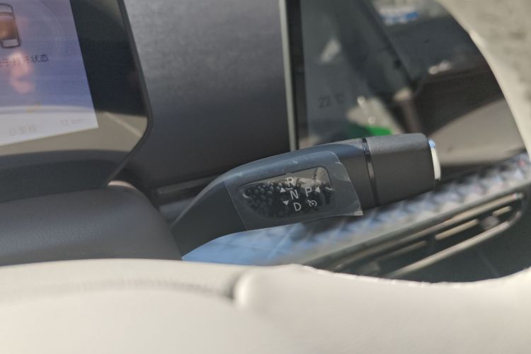 江淮钇为 钇为3 2024款 挚爱版 330km Air局部细节18