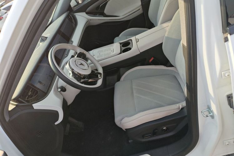 岚图汽车 岚图FREE 2025款 318 318km 后驱环游版局部细节19