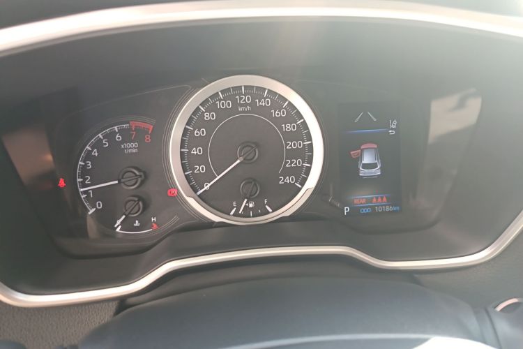 丰田 锋兰达 2022款 2.0L CVT豪华版中控内饰14