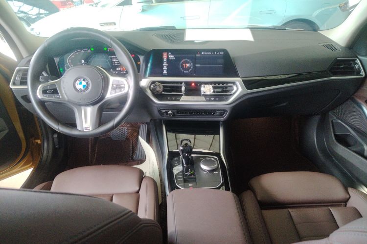 宝马3系 2020款 320Li M运动套装中控内饰7002