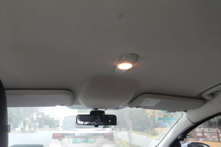 福特 福克斯 2012款 三厢 1.6L 自动舒适型局部细节22