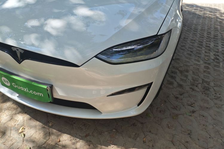 特斯拉 Model X 2023款 双电机全轮驱动版车身外观36