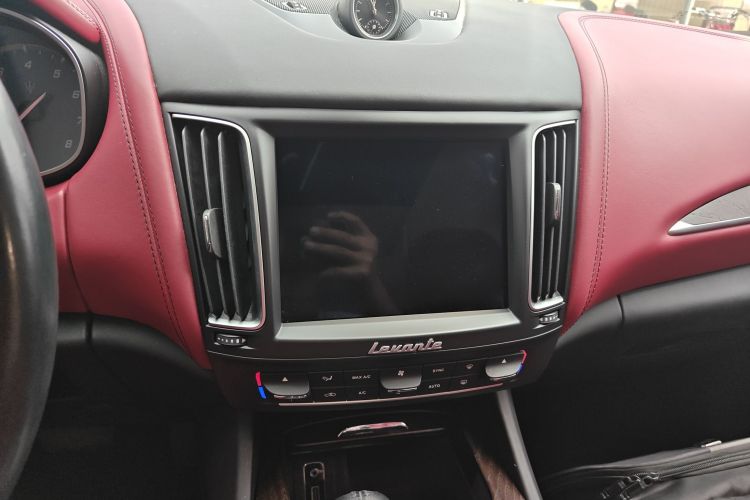 玛莎拉蒂 Levante 2016款 3.0T 标准型局部细节16