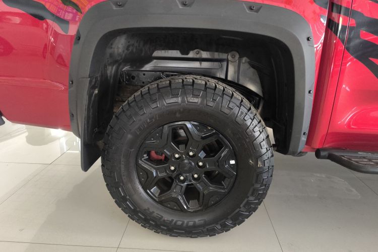 江铃 大道 2024款 敢探者 2.3T汽油自动四驱极境款车身外观6008