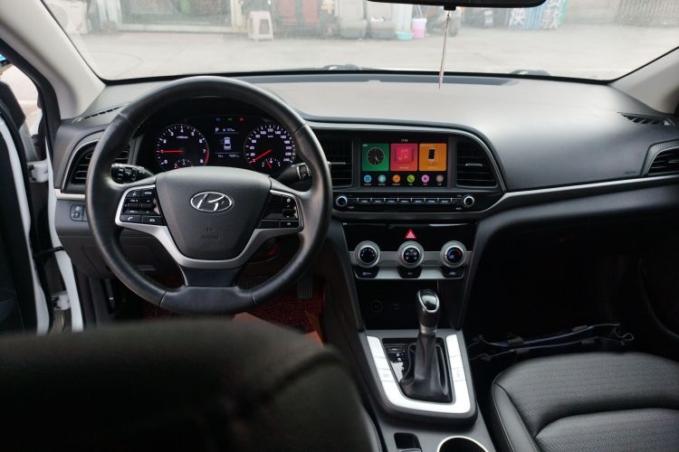 现代 领动 2020款 1.5L CVT智炫·精英型中控内饰12