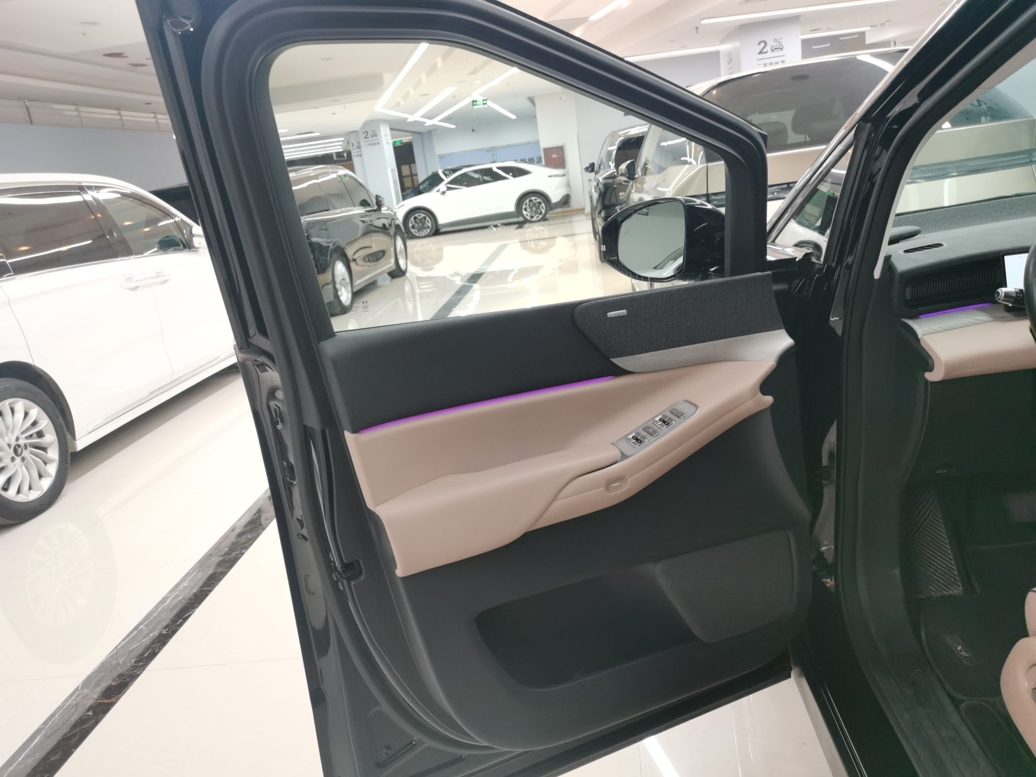 小鹏X9 2024款 702超长续航Max