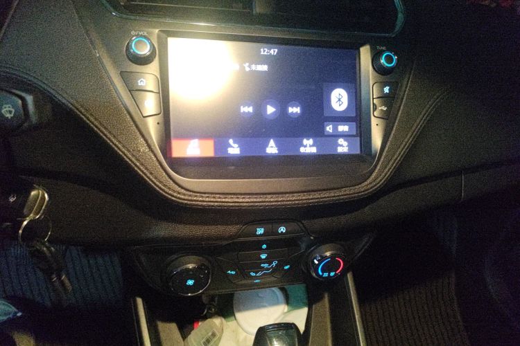 福特 福睿斯 2019款 1.5L 自动悦享型中控内饰16