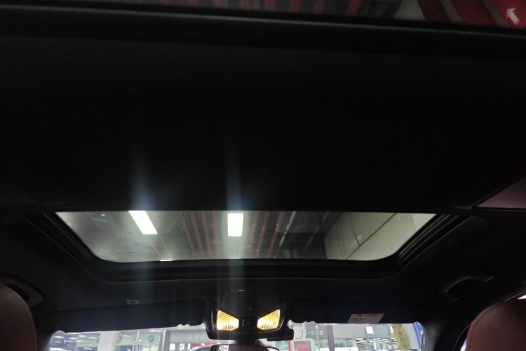 宝马5系 2018款 改款 530Li 领先型 M运动套装中控内饰22