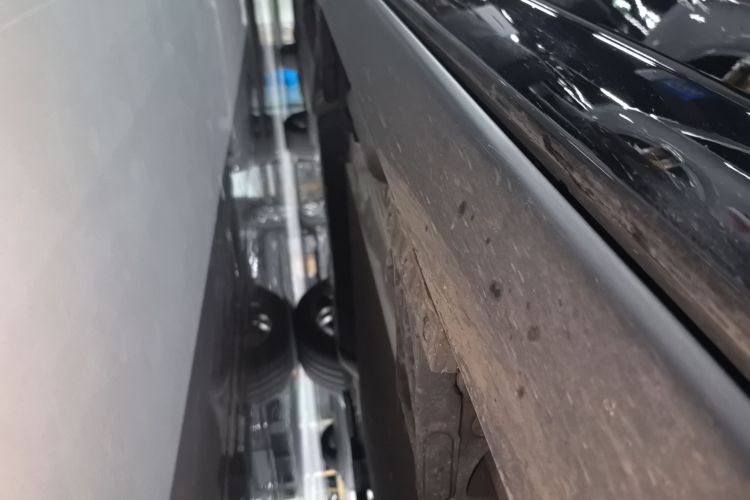 理想汽车 理想L9 2024款 Ultra局部细节9001