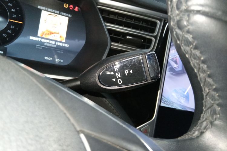 特斯拉 2014款 Model S 85中控内饰18