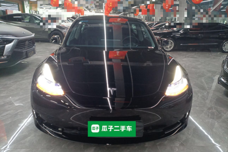 特斯拉 Model 3 2021款 标准续航后驱升级版 3D6车身外观2