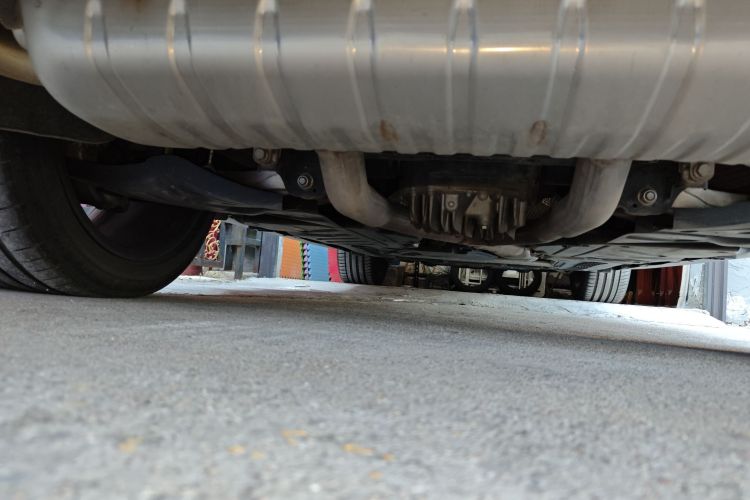 奔驰GLE AMG 2022款 AMG GLE 53 4MATIC+局部细节9009