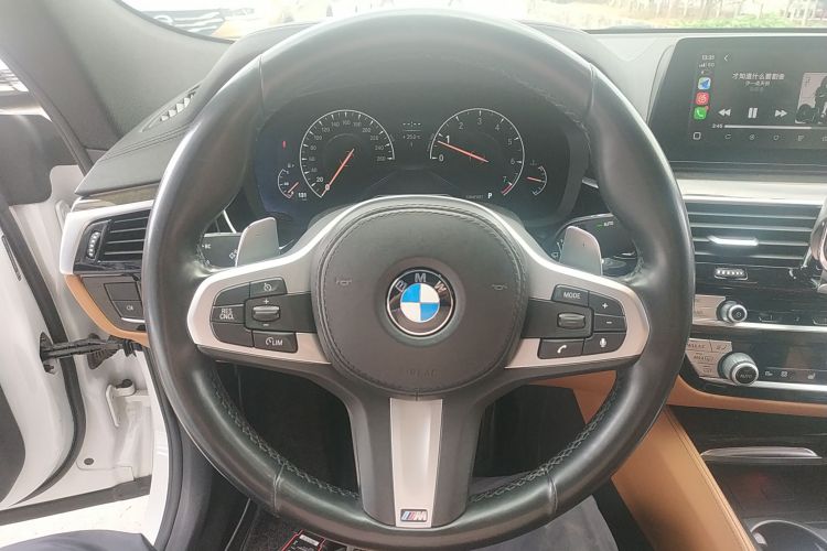 宝马6系GT 2019款 630i M运动套装中控内饰13