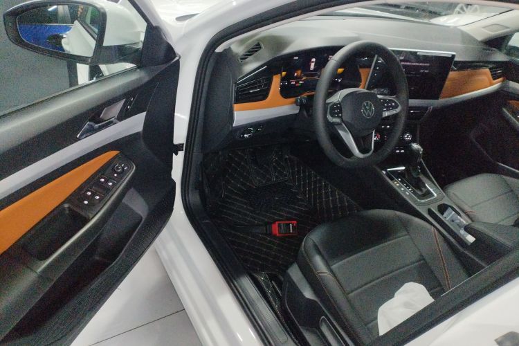 大众 宝来 2025款 改款 200TSI DSG悦行导航版中控内饰20