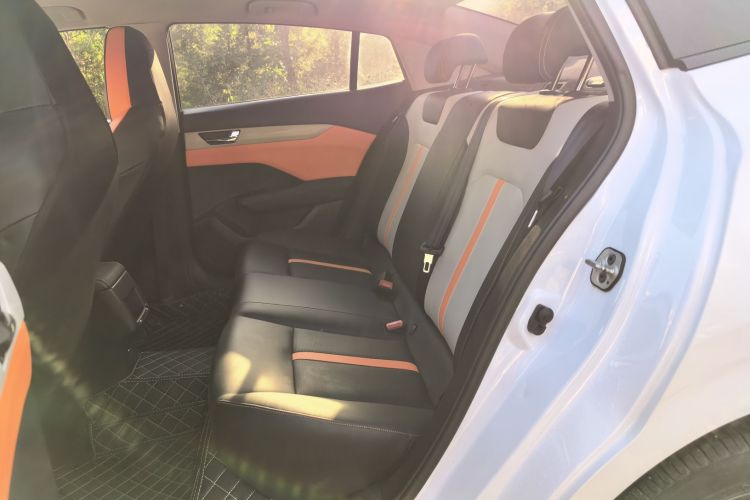 东风风神 奕炫 2023款 马赫版 1.5L 自动追风版中控内饰21