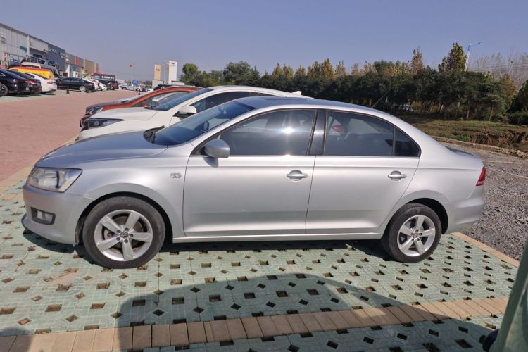 大众 桑塔纳 2015款 1.6L 自动舒适版车身外观6003