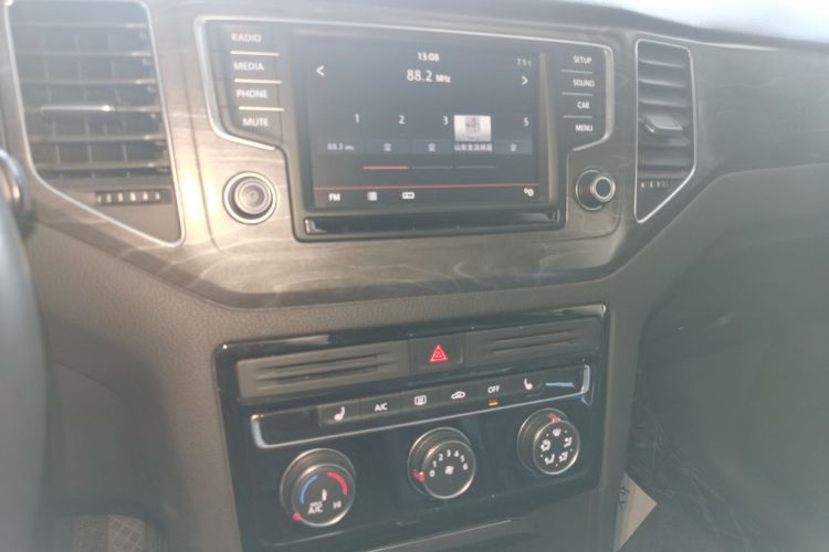 大众 高尔夫·嘉旅 2016款 280TSI 自动豪华型中控内饰16