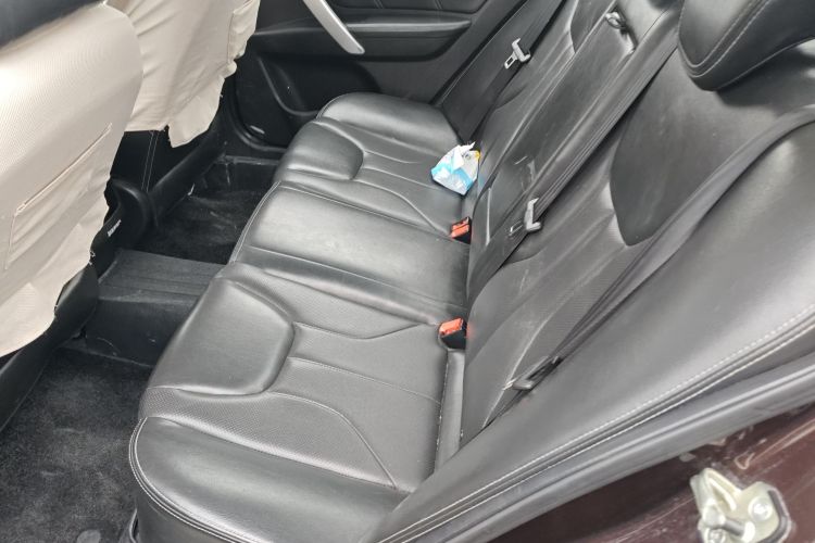 吉利汽车 帝豪 2016款 三厢 1.5L 手动向上版中控内饰7004