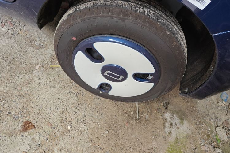 奔腾小马 2025款 222km 伶俐马车身外观10