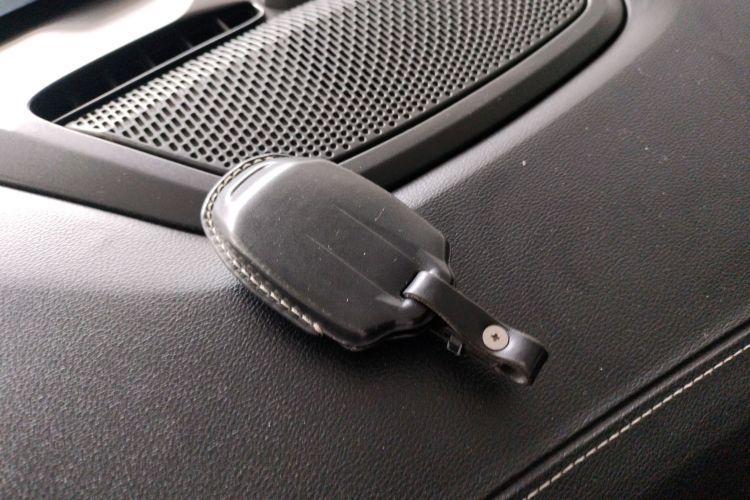 领克01 2017款 2.0T 两驱型Pro版中控内饰11