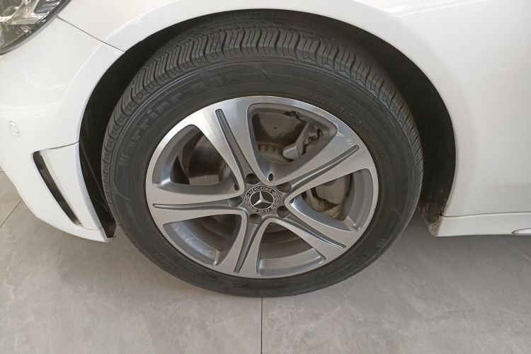 奔驰C级 2019款 C 260 L 运动版车身外观6007